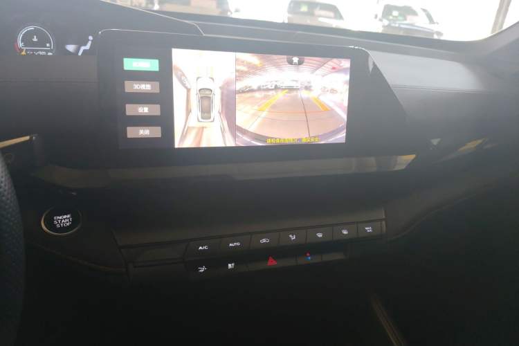 Used CHANGAN UNI-V 2023 1.5T Premium Model Audio And AC Panel