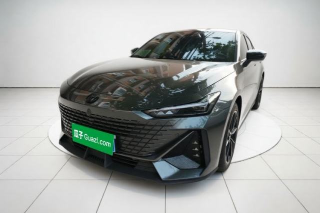 Used CHANGAN UNI-V 2023 1.5T Prestige Model
