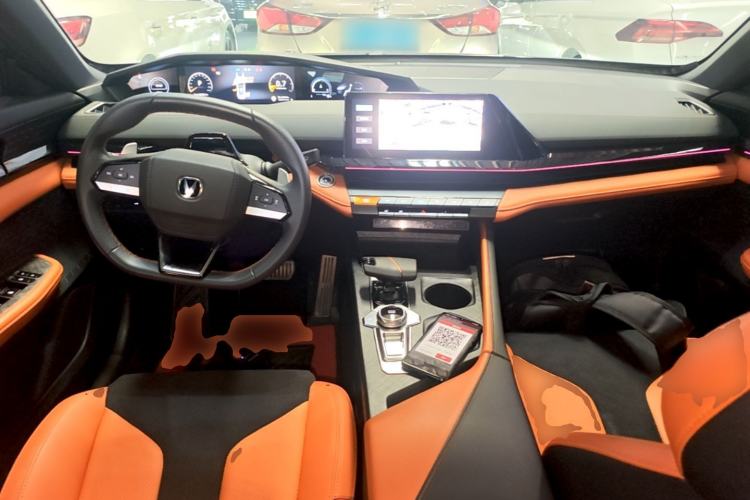 Used CHANGAN UNI-V 2023 1.5T Sport Edition Center Console