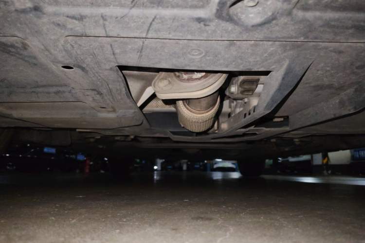 Used CHANGAN UNI-V 2023 2.0T Leading-Speed Edition Chassis Front