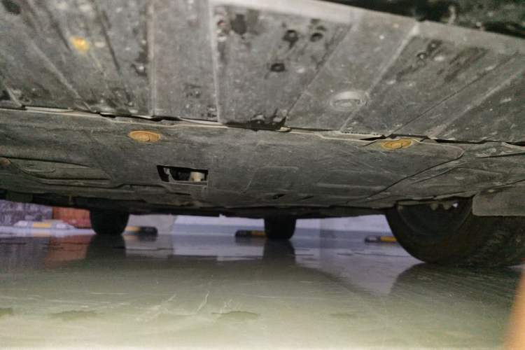 Used CHANGAN UNI-V 2023 1.5T Sport Edition Chassis Front