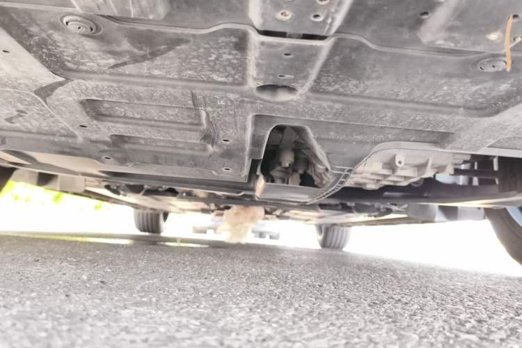 Used CHANGAN UNI-V 2023 1.5T Premium Model Chassis Front
