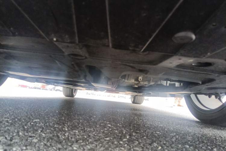 Used CHANGAN UNI-V 2023 1.5T Sport Edition Chassis Front