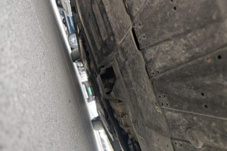 Used CHANGAN UNI-V 2023 1.5T Sport Edition Chassis Front