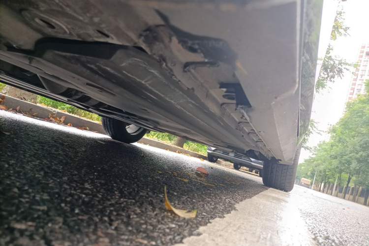 Used CHANGAN UNI-V 2023 1.5T Prestige Model Chassis Front Left
