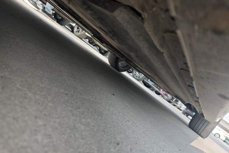 Used CHANGAN UNI-V 2023 1.5T Sport Edition Chassis Front Left