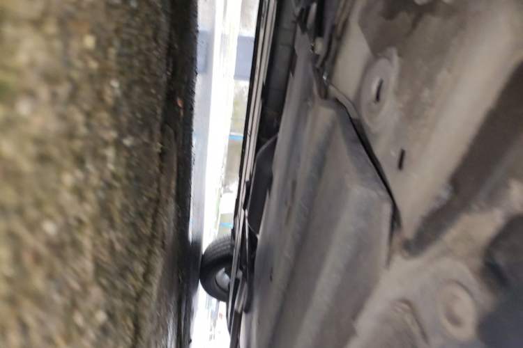 Used CHANGAN UNI-V 2023 1.5T Prestige Model Chassis Front Left