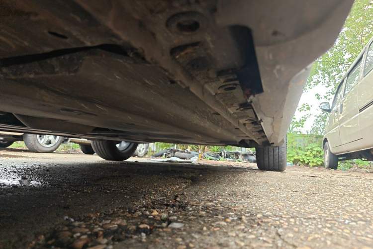 Used CHANGAN UNI-V 2023 1.5T Prestige Model Chassis Front Left