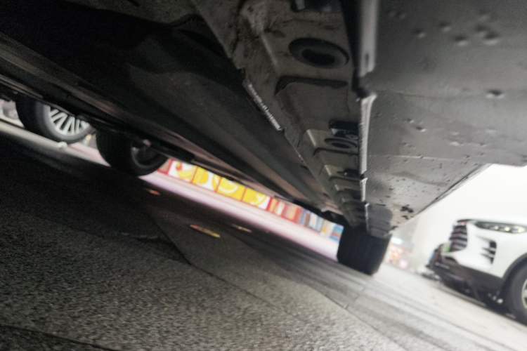 Used CHANGAN UNI-V 2023 1.5T Sport Edition Chassis Front Left