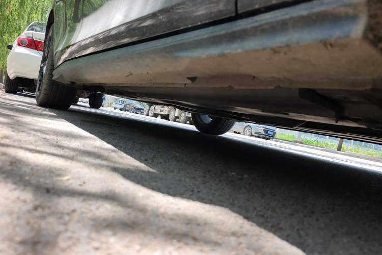 Used CHANGAN UNI-V 2023 1.5T Prestige Model Chassis Front Right