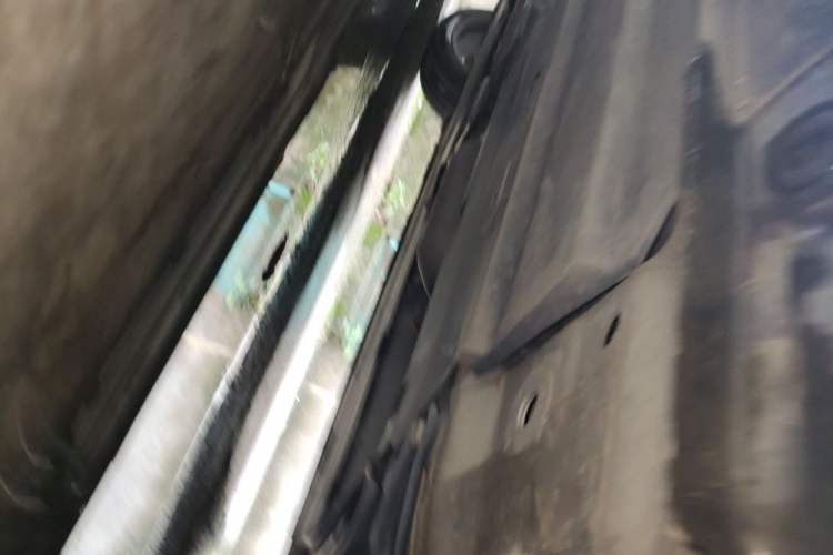 Used CHANGAN UNI-V 2023 1.5T Prestige Model Chassis Front Right