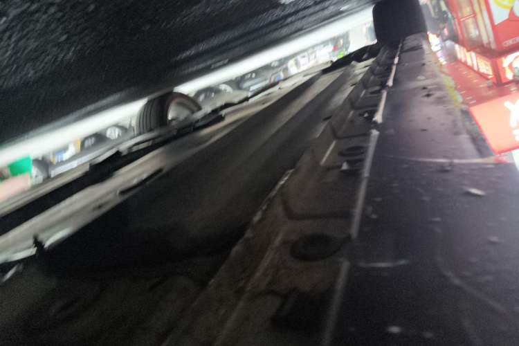 Used CHANGAN UNI-V 2023 1.5T Sport Edition Chassis Front Right