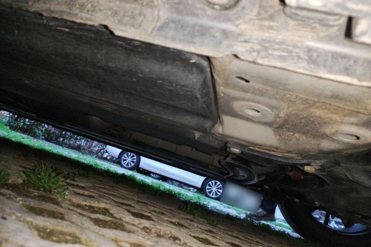 Used CHANGAN UNI-V 2023 1.5T Prestige Model Chassis Front Right