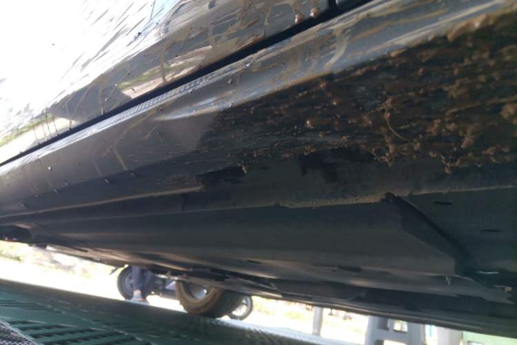 Used CHANGAN UNI-V 2023 1.5T Prestige Model Chassis Front Right