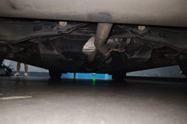 Used CHANGAN UNI-V 2023 2.0T Leading-Speed Edition Chassis Rear
