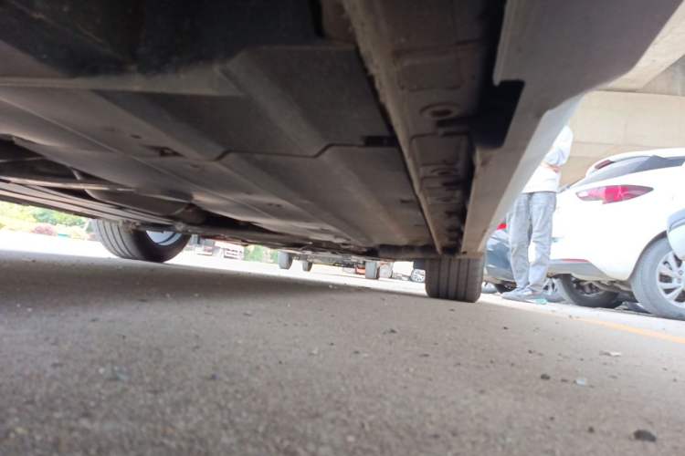 Used CHANGAN UNI-V 2023 1.5T Prestige Model Chassis Rear Right