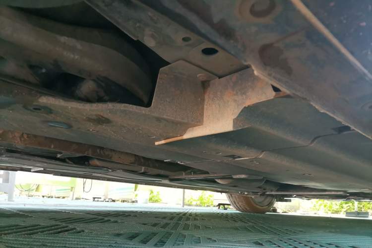 Used CHANGAN UNI-V 2023 1.5T Prestige Model Chassis Rear Right