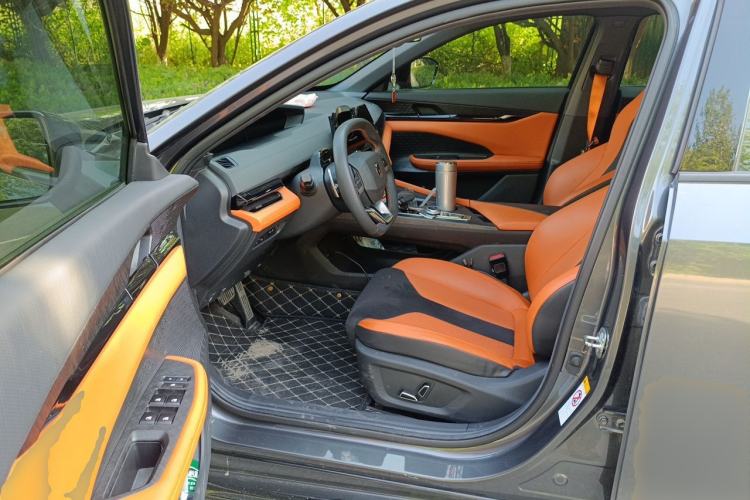 Used CHANGAN UNI-V 2023 1.5T Sport Edition Driver Seat