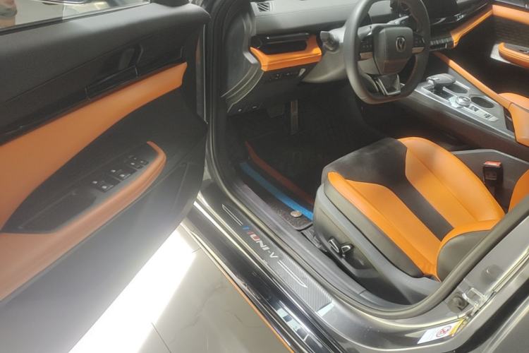 Used CHANGAN UNI-V 2023 1.5T Sport Edition Driver Seat