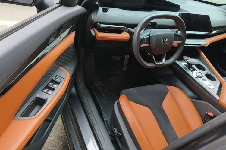 Used CHANGAN UNI-V 2023 2.0T Leading-Speed Edition Driver Seat