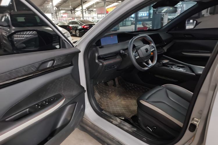 Used CHANGAN UNI-V 2023 1.5T Prestige Model Driver Seat