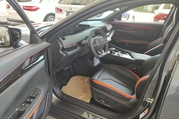 Used CHANGAN UNI-V 2023 1.5T Prestige Model Driver Seat