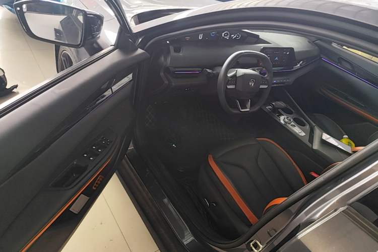Used CHANGAN UNI-V 2023 1.5T Prestige Model Driver Seat