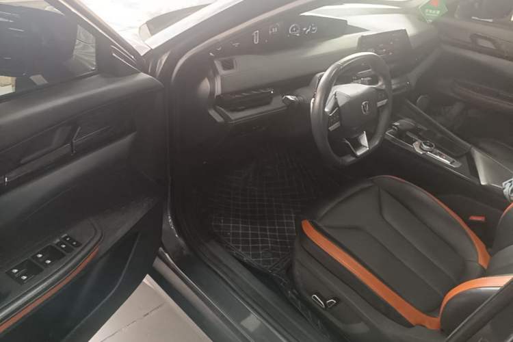 Used CHANGAN UNI-V 2023 1.5T Prestige Model Driver Seat