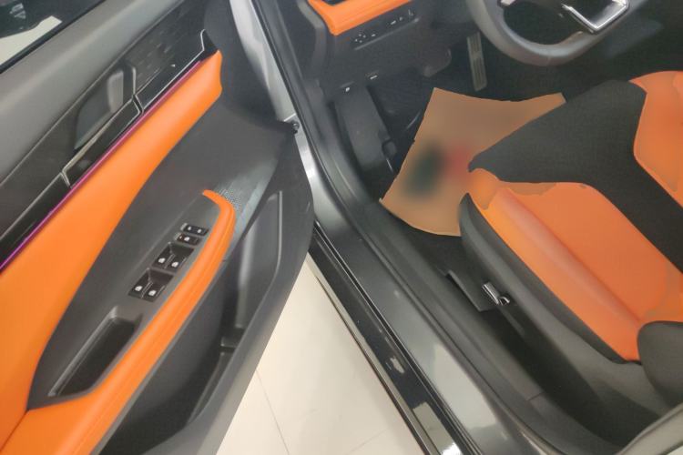 Used CHANGAN UNI-V 2023 1.5T Sport Edition Driver Seat