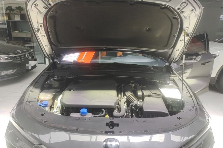 Used CHANGAN UNI-V 2023 1.5T Sport Edition Engine Bay