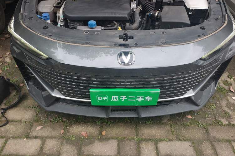 Used CHANGAN UNI-V 2023 1.5T Prestige Model Engine Bay