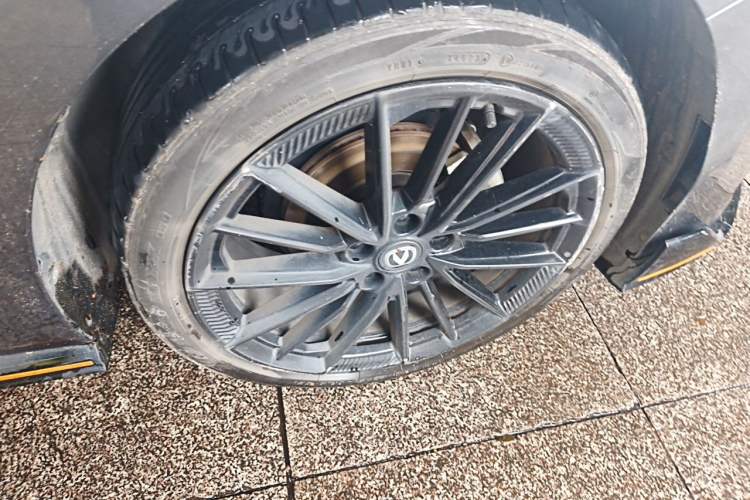 Used CHANGAN UNI-V 2023 1.5T Sport Edition Exterior 1