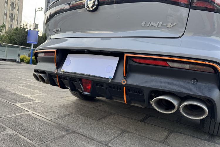 Used CHANGAN UNI-V 2023 1.5T Sport Edition Exterior 12