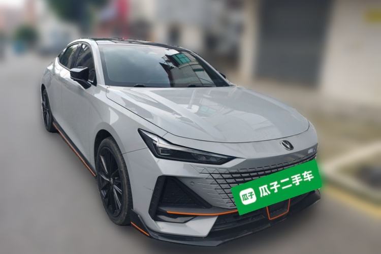 Used CHANGAN UNI-V 2023 1.5T Sport Edition Exterior 2