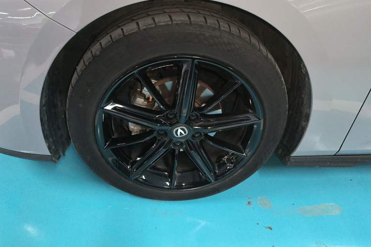 Used CHANGAN UNI-V 2023 1.5T Prestige Model Exterior 4