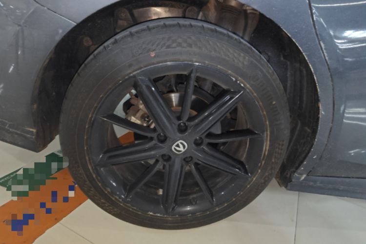 Used CHANGAN UNI-V 2023 1.5T Prestige Model Exterior 5