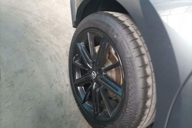 Used CHANGAN UNI-V 2023 1.5T Prestige Model Exterior 5