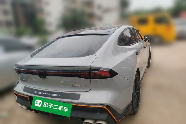 Used CHANGAN UNI-V 2023 1.5T Sport Edition Exterior 5