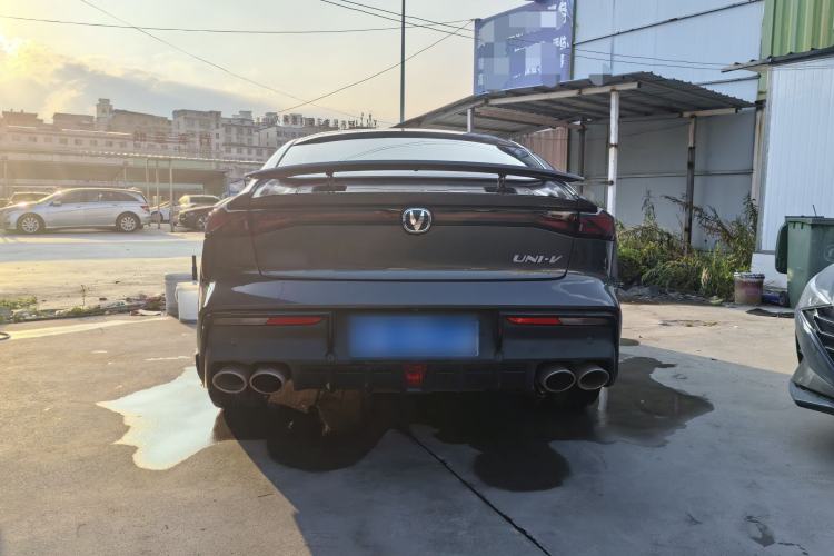 Used CHANGAN UNI-V 2023 1.5T Sport Edition Exterior 6
