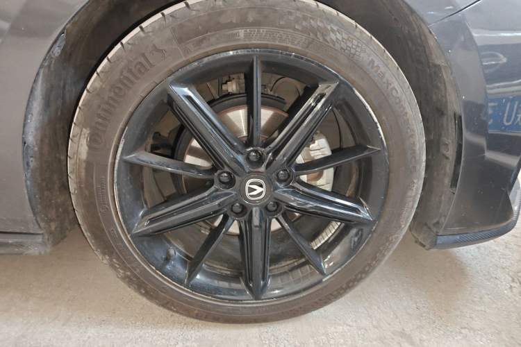 Used CHANGAN UNI-V 2023 1.5T Prestige Model Exterior 7