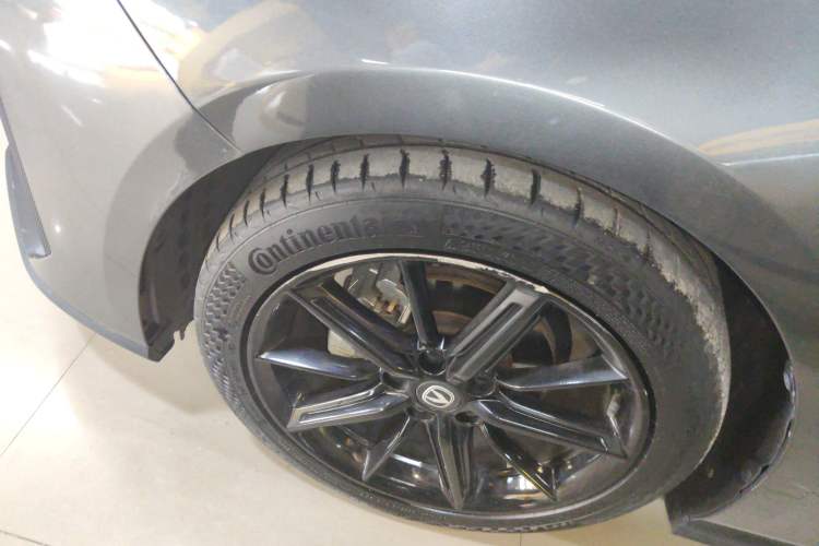 Used CHANGAN UNI-V 2023 1.5T Prestige Model Exterior 7
