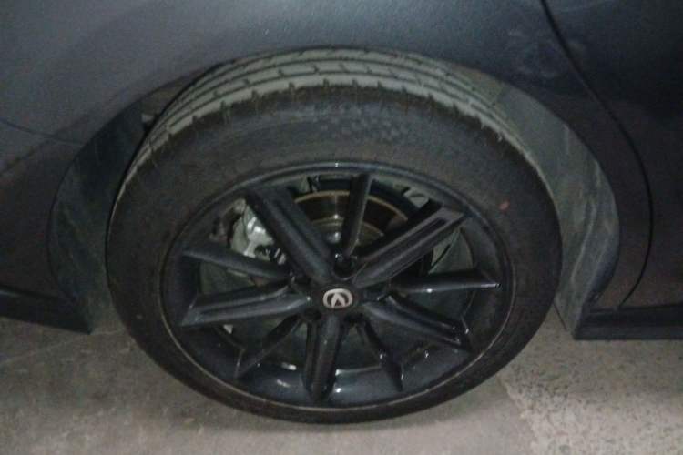 Used CHANGAN UNI-V 2023 1.5T Prestige Model Exterior 8
