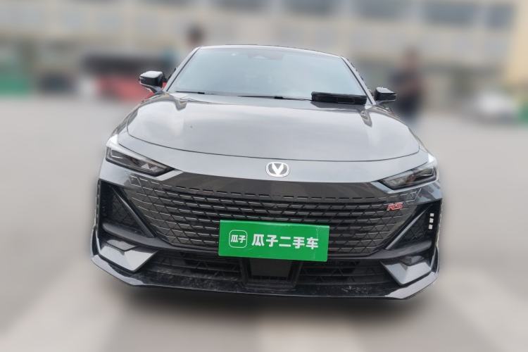 Used CHANGAN UNI-V 2023 1.5T Sport Edition Front