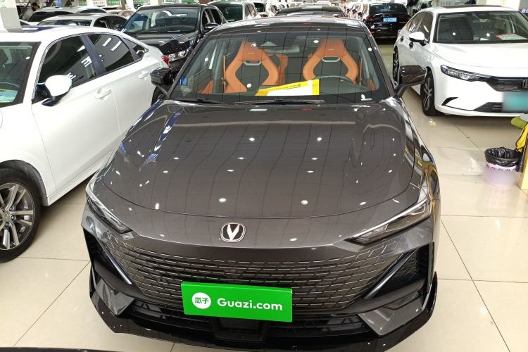 Used CHANGAN UNI-V 2023 1.5T Sport Edition Front