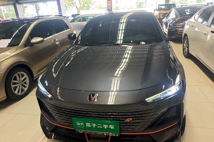 Used CHANGAN UNI-V 2023 1.5T Sport Edition Front