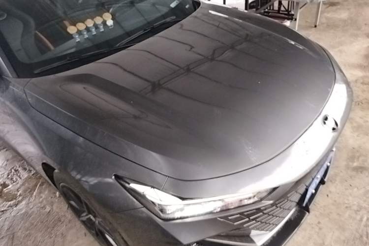 Used CHANGAN UNI-V 2023 1.5T Prestige Model Front Right 45 Deg