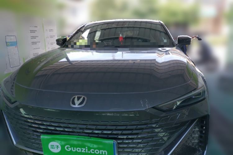 Used CHANGAN UNI-V 2023 1.5T Prestige Model Front
