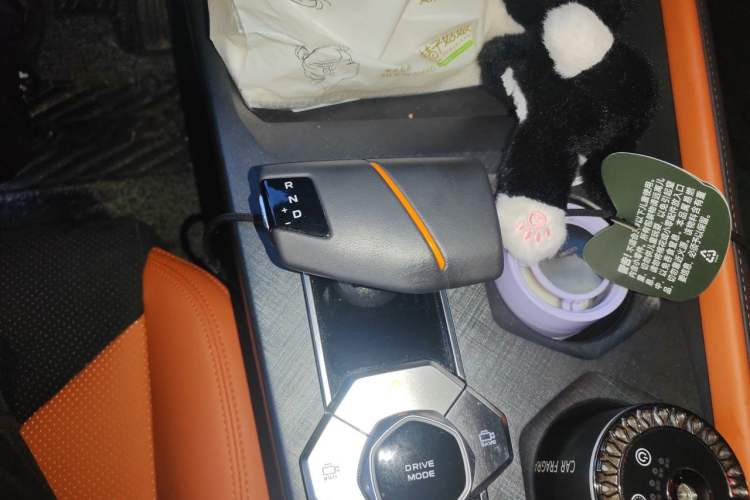 Used CHANGAN UNI-V 2023 1.5T Sport Edition Gear Lever