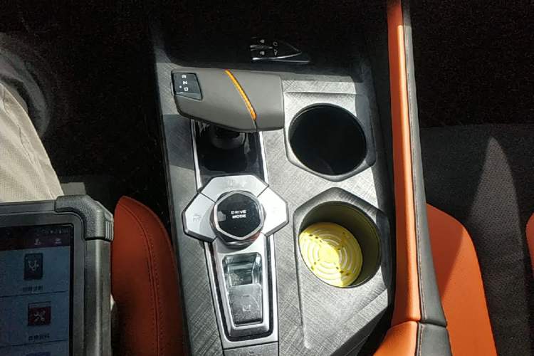 Used CHANGAN UNI-V 2023 1.5T Sport Edition Gear Lever