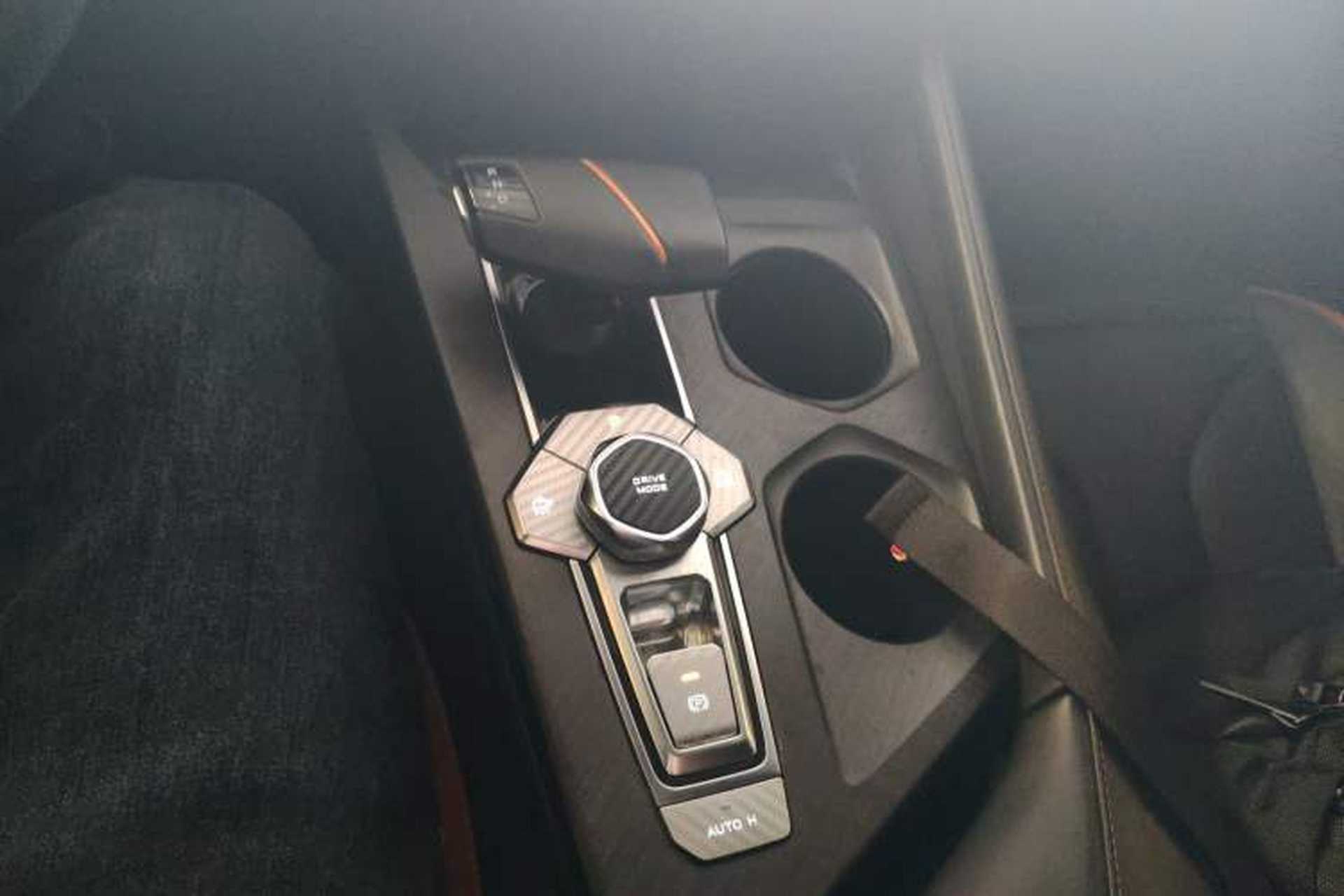 Used CHANGAN UNI-V 2023 1.5T Premium Model Gear Lever